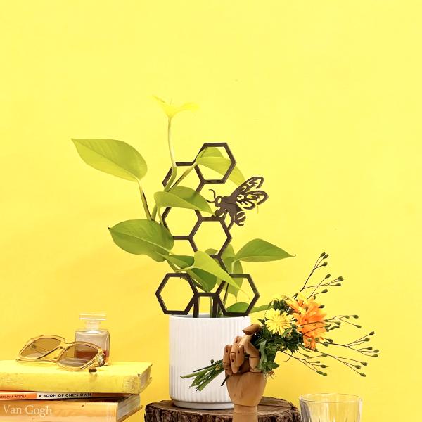 Bee, support for plants - METALBIRD